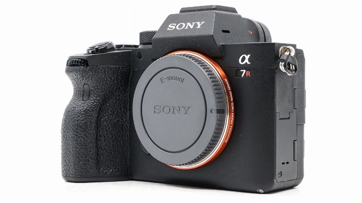 Sony Alpha A7R IV Camera