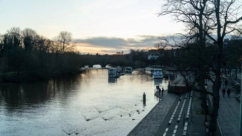  Queens Park Suspension Bridge Chester Photo Shoot image 2