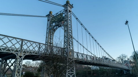  Queens Park Suspension Bridge Chester Photo Shoot image 1